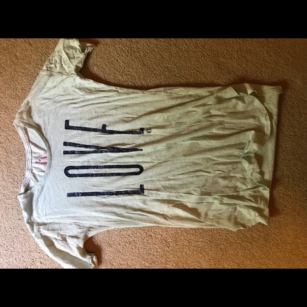 VS sleep shirt